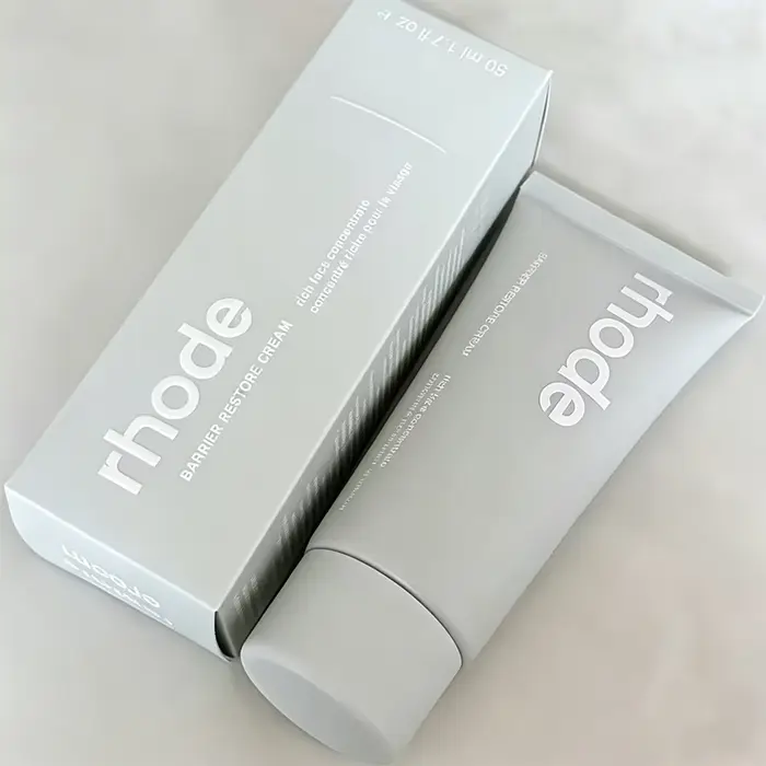 Gloss à lèvres Rhode - Teinte à lèvres vegan et sans cruauté animale avec formule nourrissante, fini