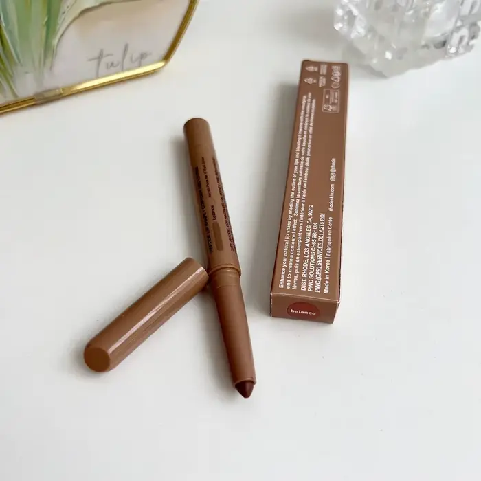 Rhode Skin Peptide Lip Shape Pen, Crayon à lèvres longue tenue, Crayon teinté pour les lèvres, Rouge