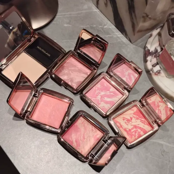 4.2g Hour/glass Pork Belly Blush Nouvelle Brume Légère Contrôle du Sébum Poudre Éclat Doux Illuminateur Couvrant les Imperfections Fond de Teint Maquillage Délicat