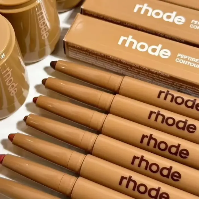 Crayon à lèvres en forme de peptide cutané