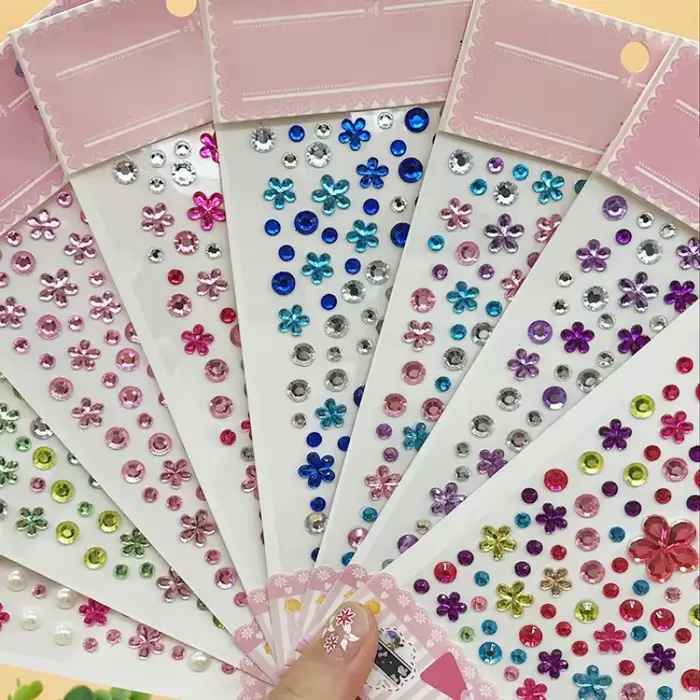 Nouveaux autocollants sur le visage enfants tatouage temporaire strass maquillage brillant