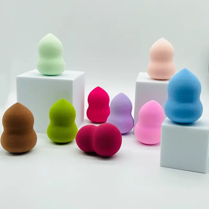 Éponge de fond de teint cosmétique lisse pour femmes